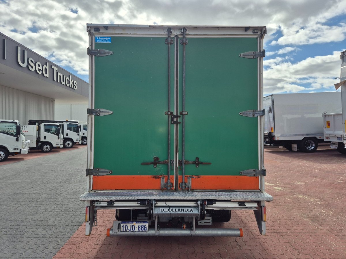 2003 Fuso Canter Car License Van And Lift image 16