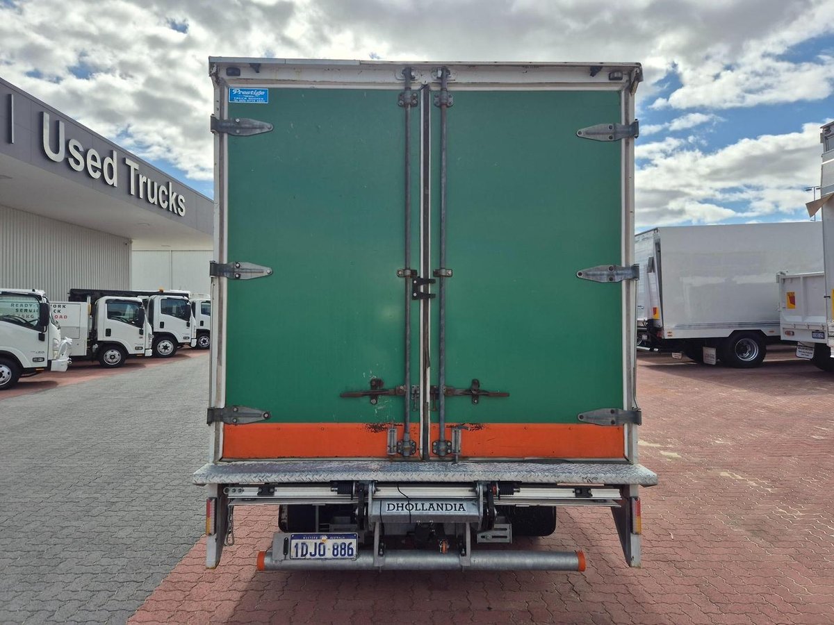 2003 Fuso Canter Car License Van And Lift image 16