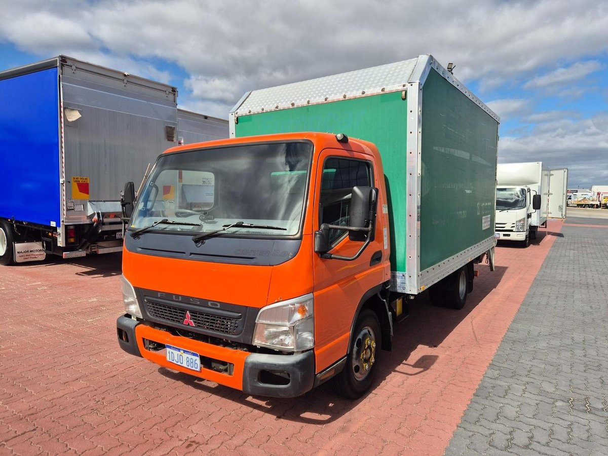 2003 Fuso Canter Car License Van And Lift image 14