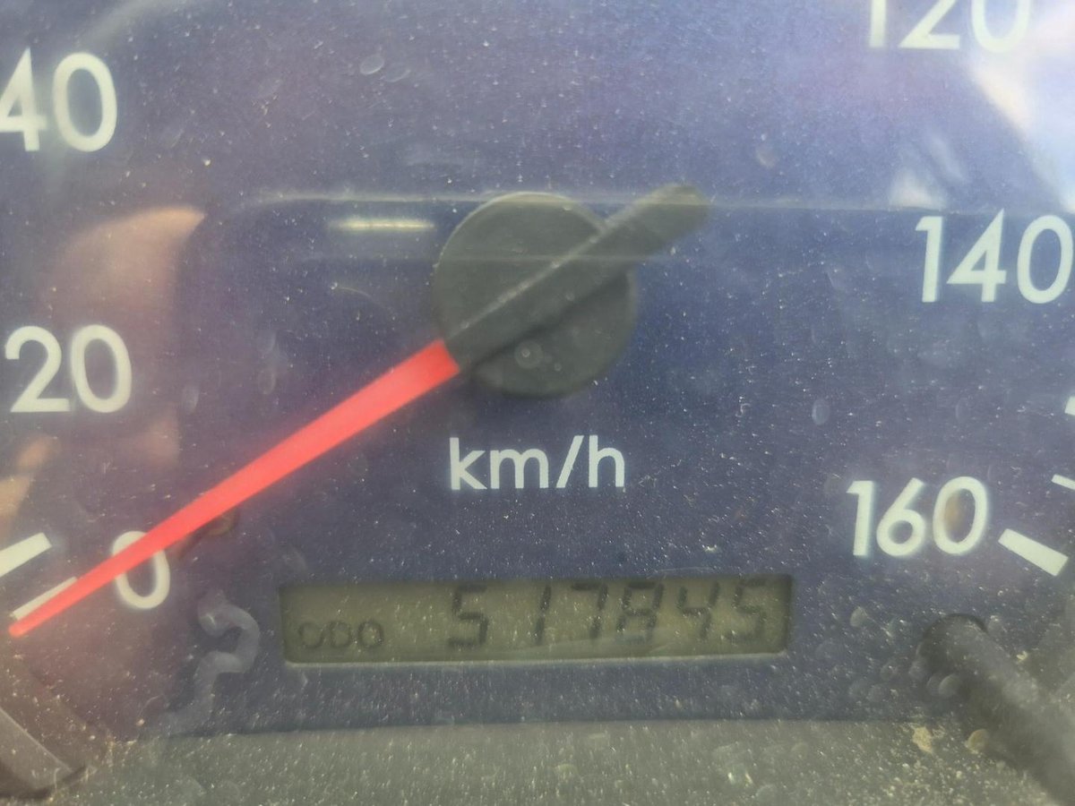 2003 Fuso Canter Car License Van And Lift image 7