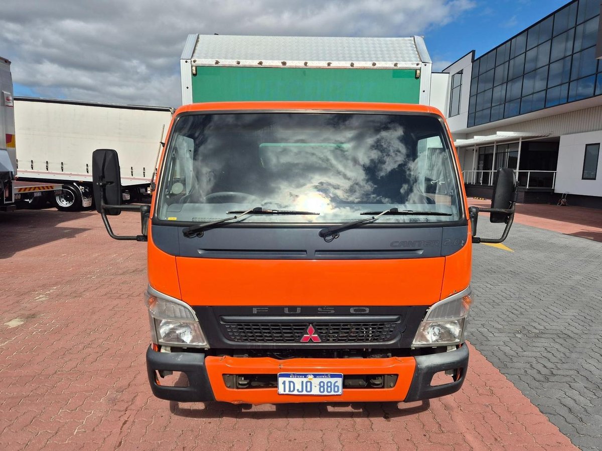 2003 Fuso Canter Car License Van And Lift image 2