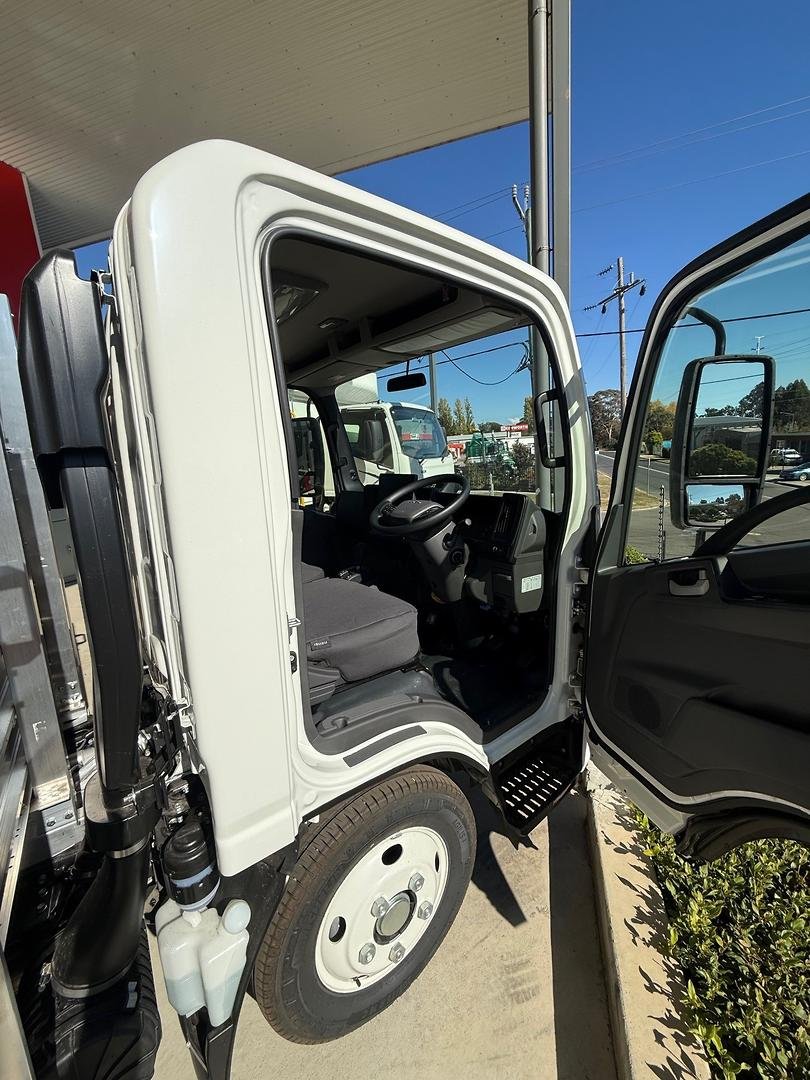 2026 Isuzu N Series Nlr 45-150 Dt D25 Traypack image 21
