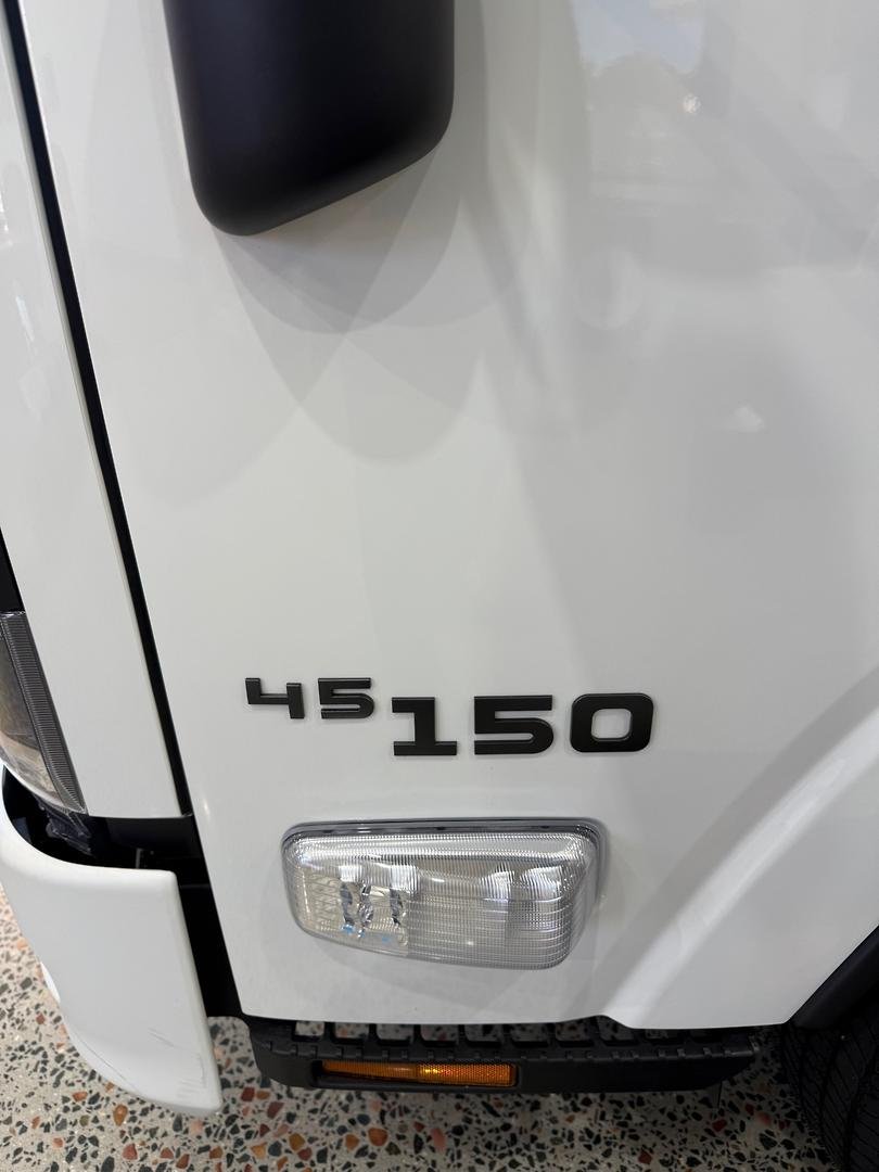 2026 Isuzu N Series Nnr 45-150 Dt D34 Vanpack image 18
