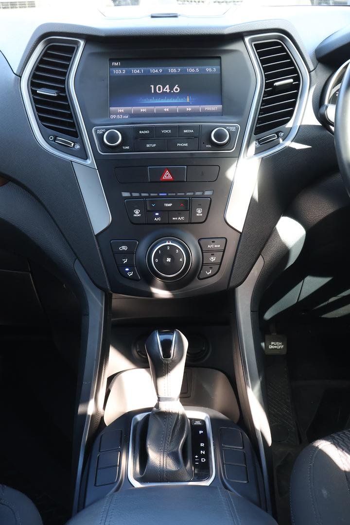 2016 Hyundai Santa Fe Active DM3 Series II MY16 4X4 On Demand image 17