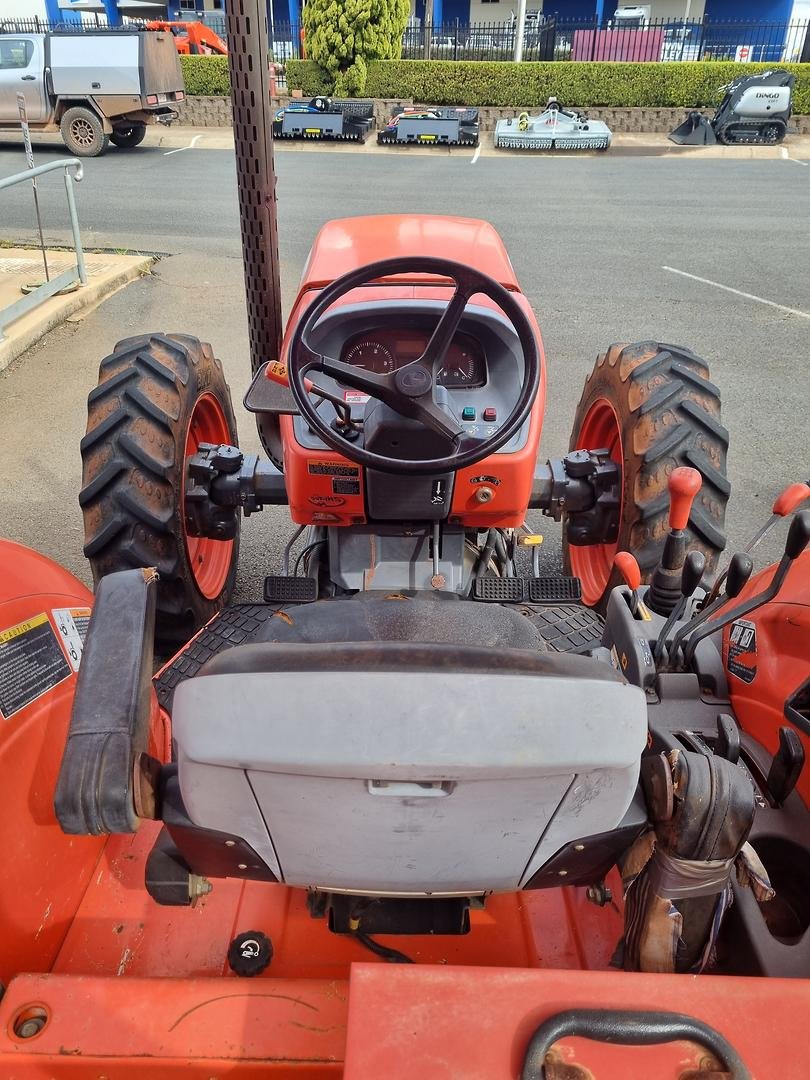 2020 Kubota M9540 image 9