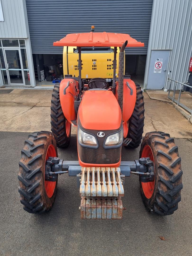 2020 Kubota M9540 image 3