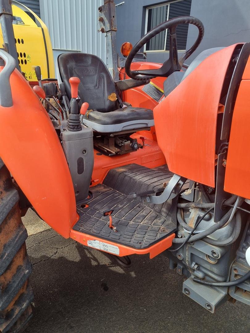 2020 Kubota M9540 image 10