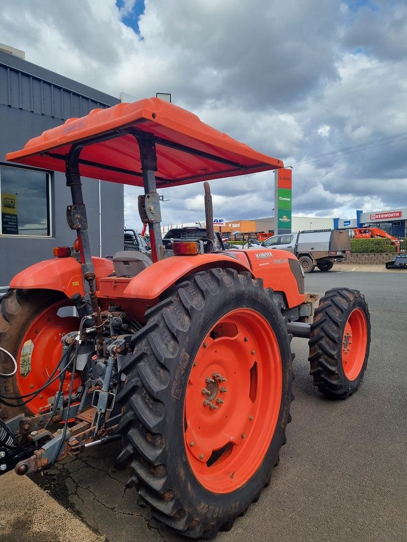2020 Kubota M9540 image 5