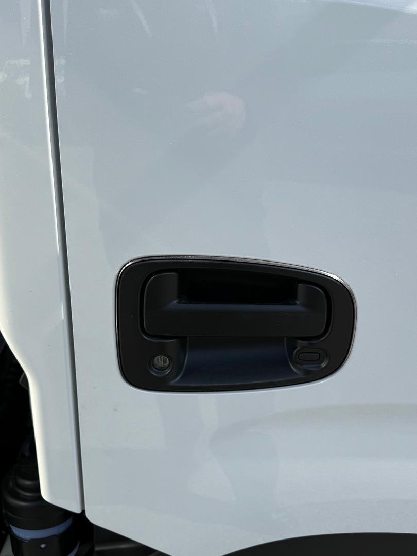 2026 Isuzu N Series NKR 65/45-150 DT D34 image 24