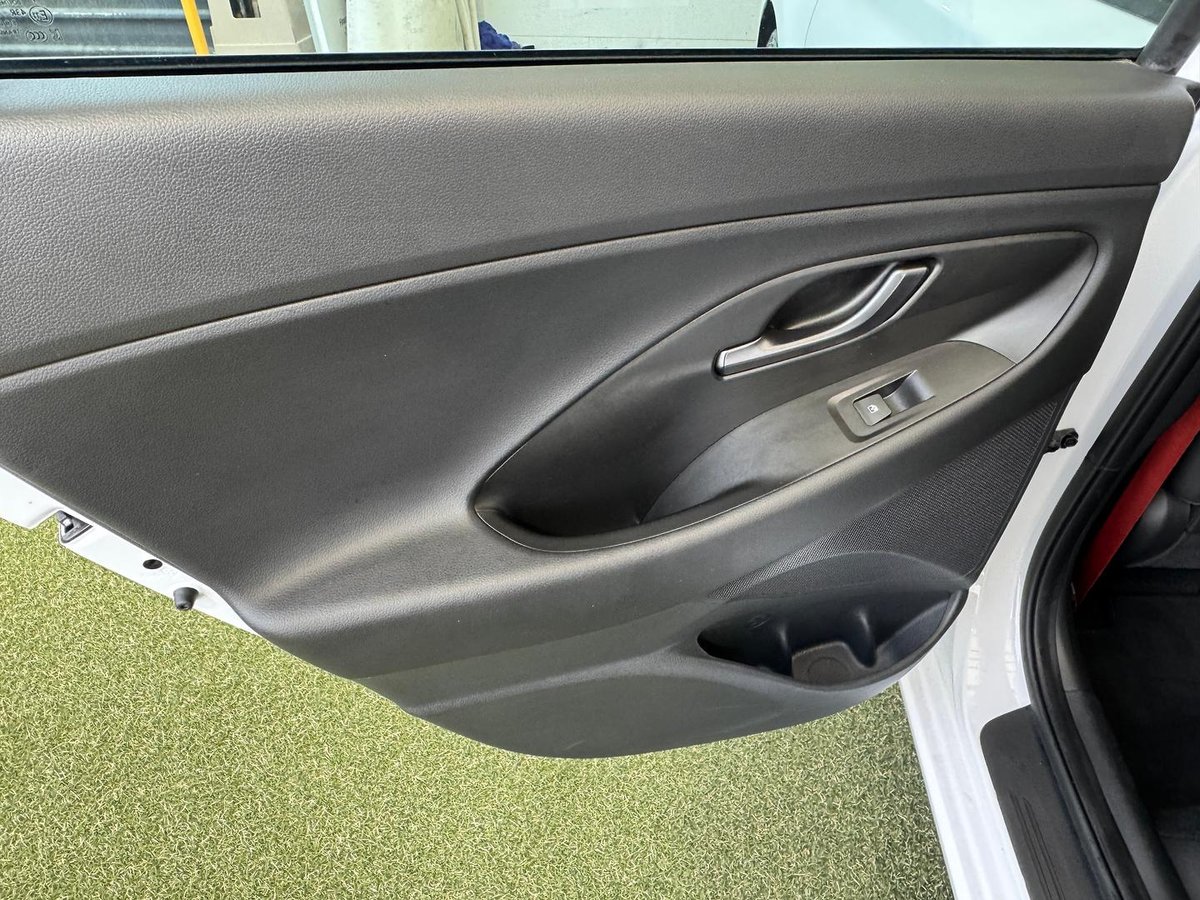 2021 Hyundai i30 N Line PD.V4 MY22 image 21