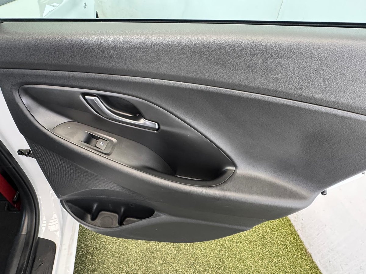 2021 Hyundai i30 N Line PD.V4 MY22 image 18