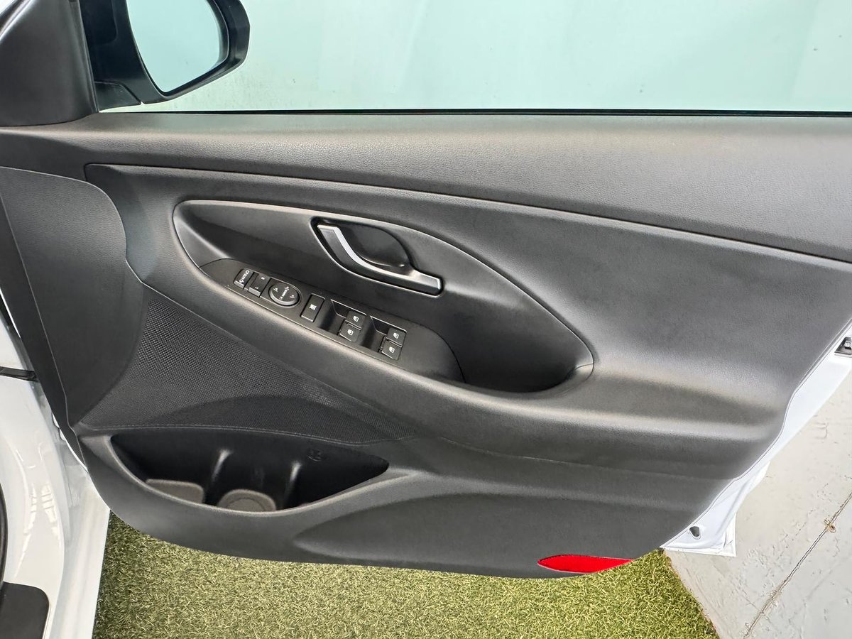 2021 Hyundai i30 N Line PD.V4 MY22 image 17