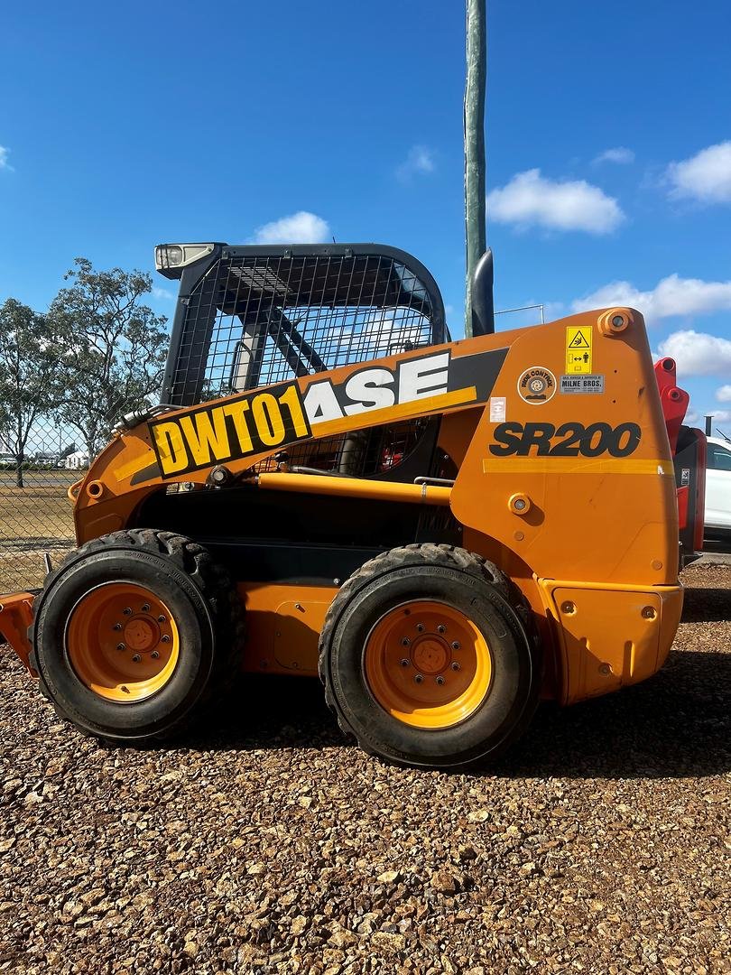 2011 CASE Sr200