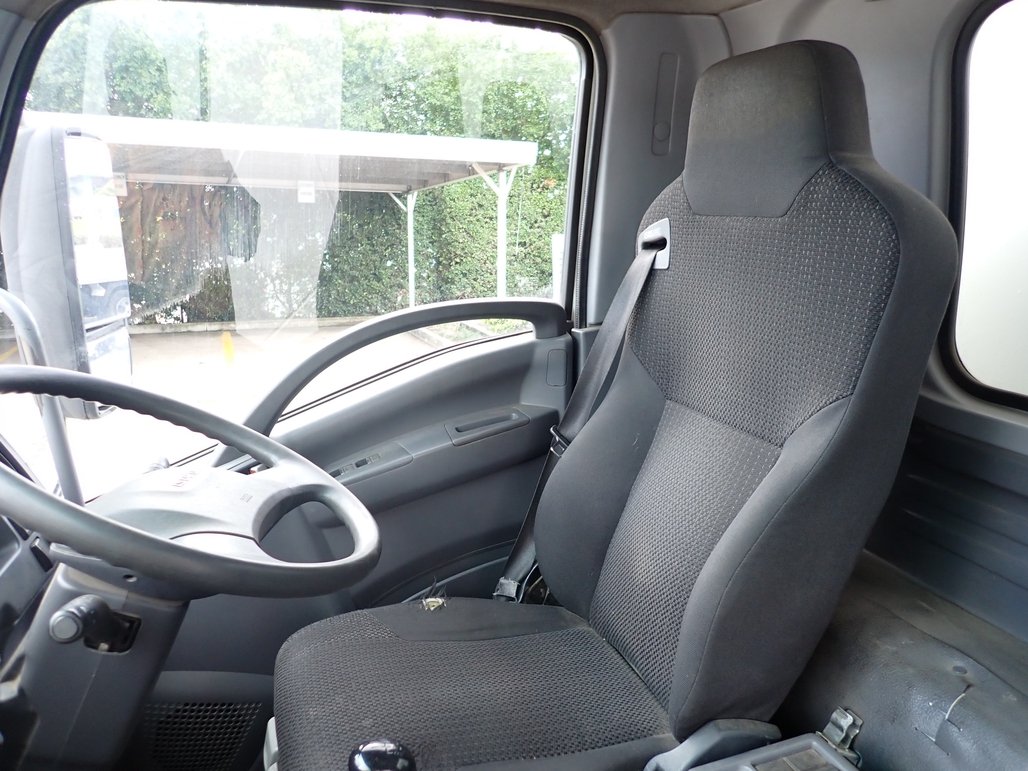 2018 Isuzu Frr 107-210 image 23