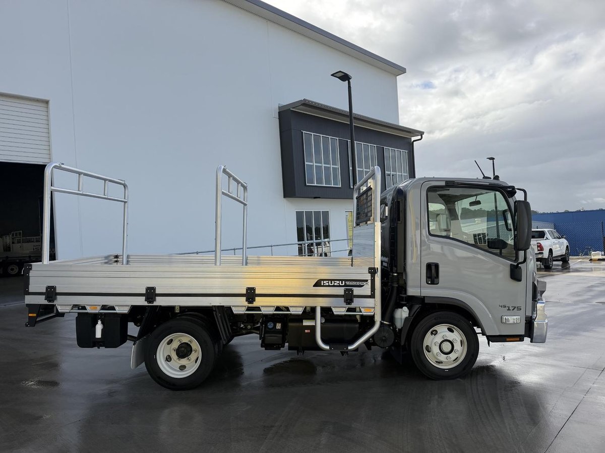 2026 Isuzu N Series NPR 45/65-175 DT D28 Tradepack image 9