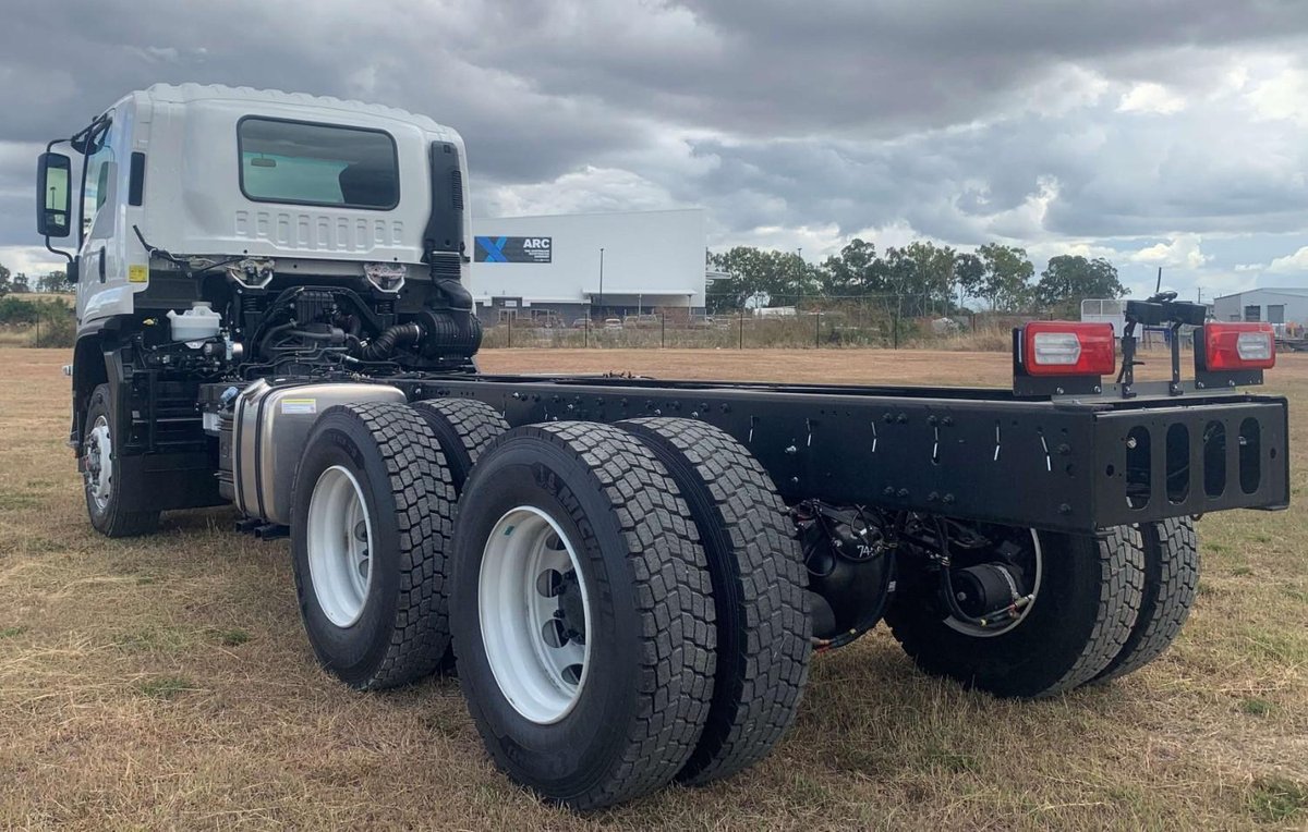 2025 Isuzu Fvz 260-300 At R46 image 4