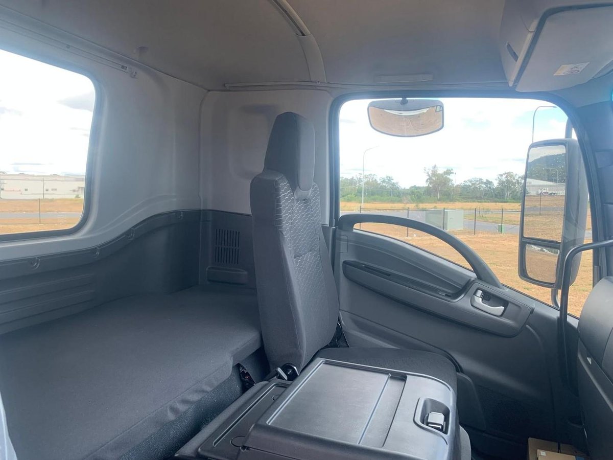 2026 Isuzu Fxz 260-355 At R63 image 18