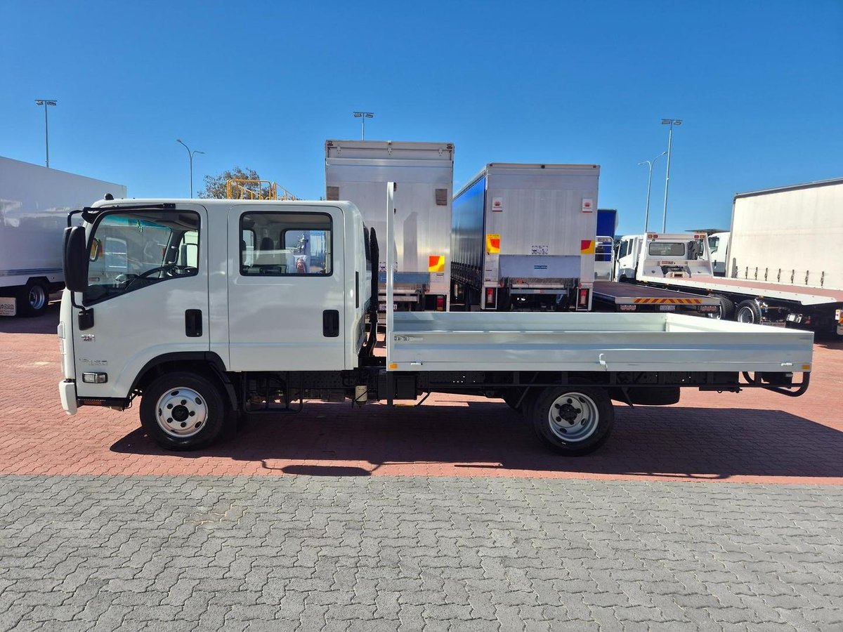 2022 Isuzu Nnr 45 150 Car License Amt Crew Tray image 16