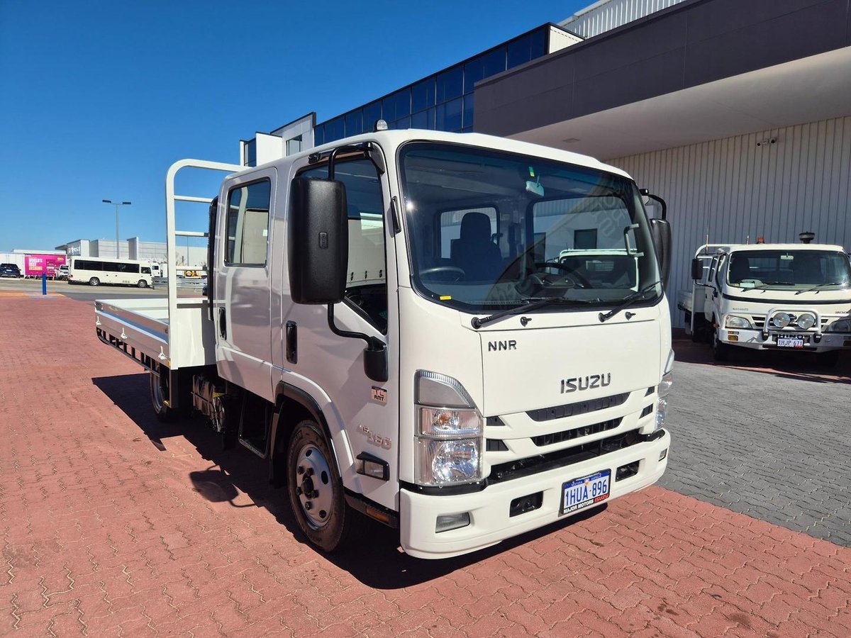 2022 Isuzu Nnr 45 150 Car License Amt Crew Tray image 13