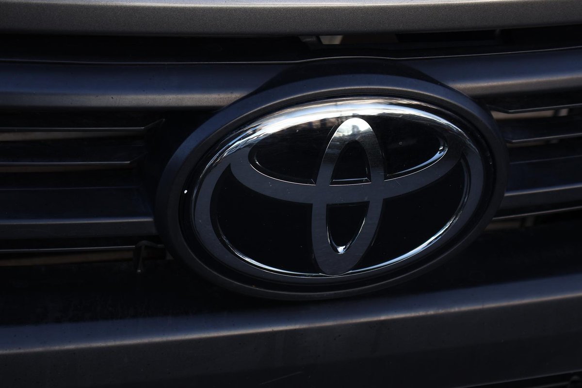 2022 Toyota Hilux SR GUN126R 4X4 Dual Range image 29