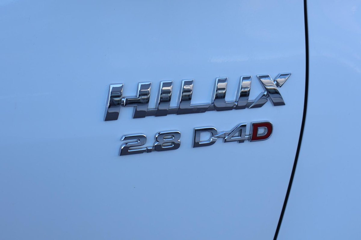 2022 Toyota Hilux SR GUN126R 4X4 Dual Range image 27