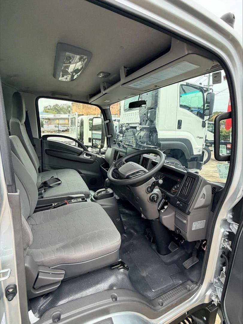 2026 Isuzu Npr Npr 45/65-175 Dt D28 Trade image 17