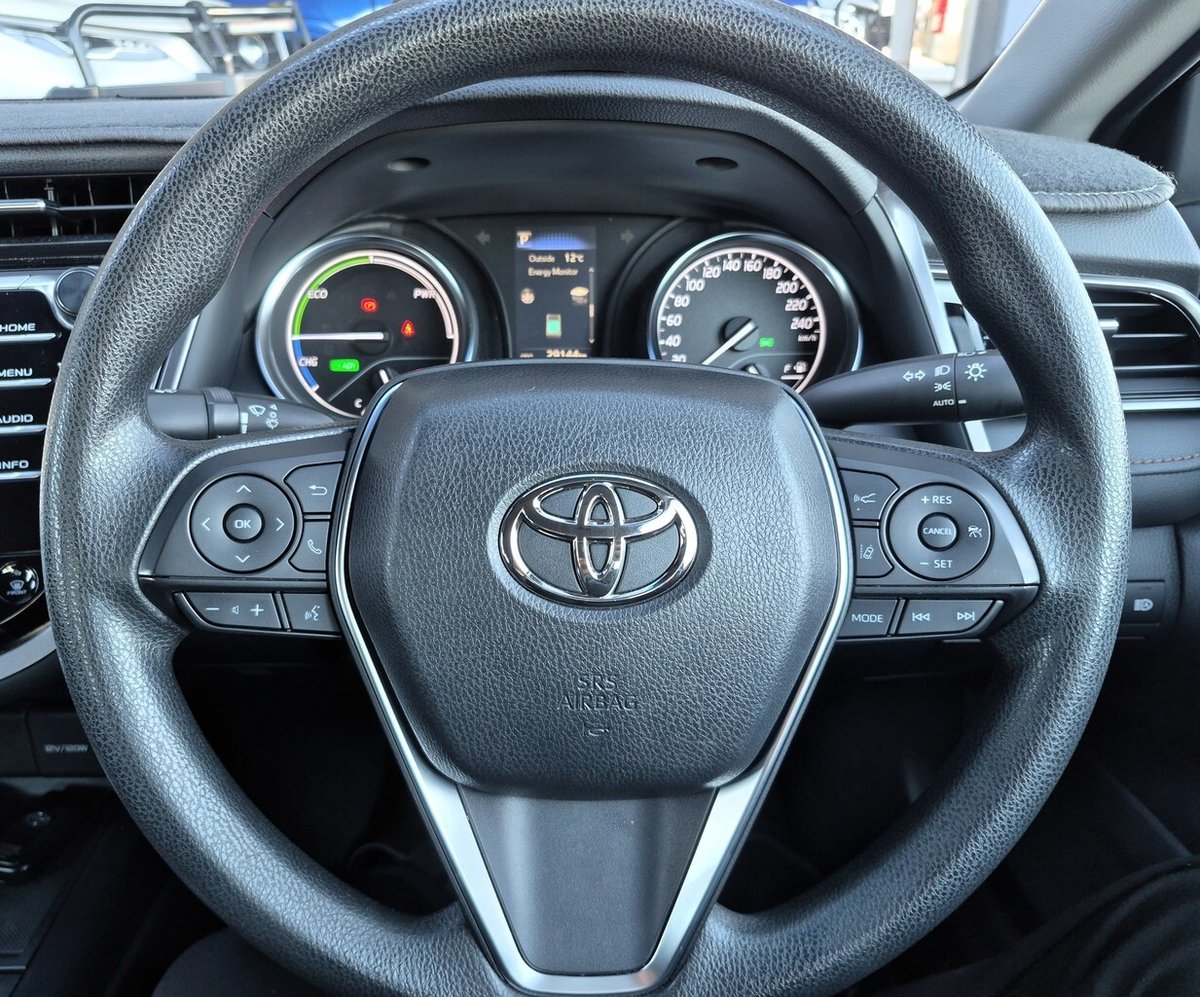 2019 Toyota Camry Ascent AXVH71R image 8