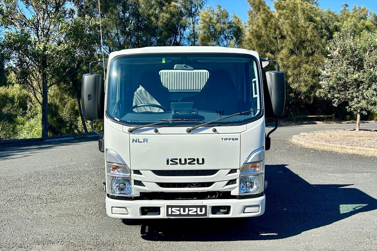2023 Isuzu N Series Nlr 45-150 Tipper image 8