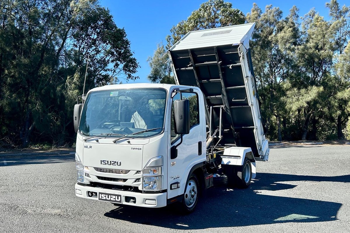 2023 Isuzu N Series Nlr 45-150 Tipper image 17