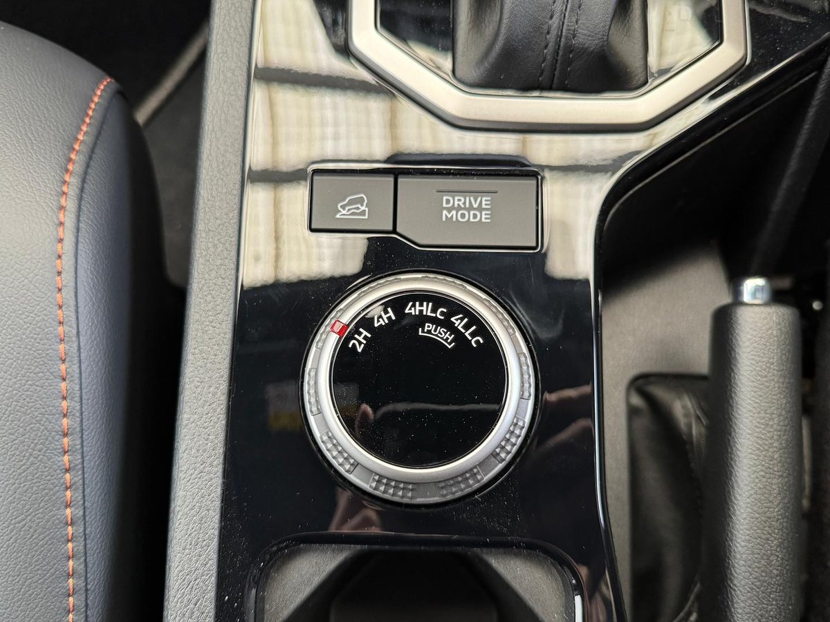 2025 Mitsubishi Triton GSR Special Edition MV MY25 4X4 Dual Range image 24