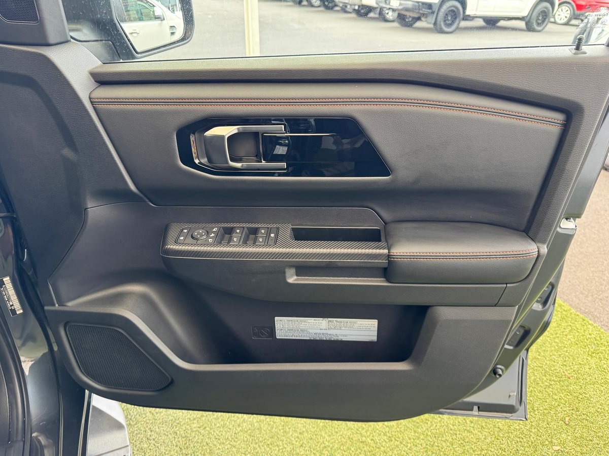2025 Mitsubishi Triton GSR Special Edition MV MY25 4X4 Dual Range image 13
