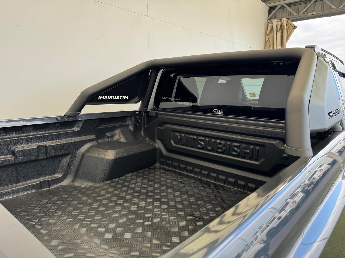 2025 Mitsubishi Triton GSR Special Edition MV MY25 4X4 Dual Range image 8