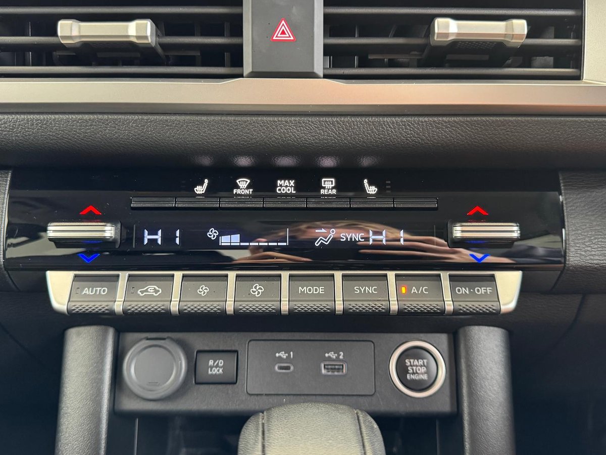 2024 Mitsubishi Triton GLS MV MY24 4X4 Dual Range image 21