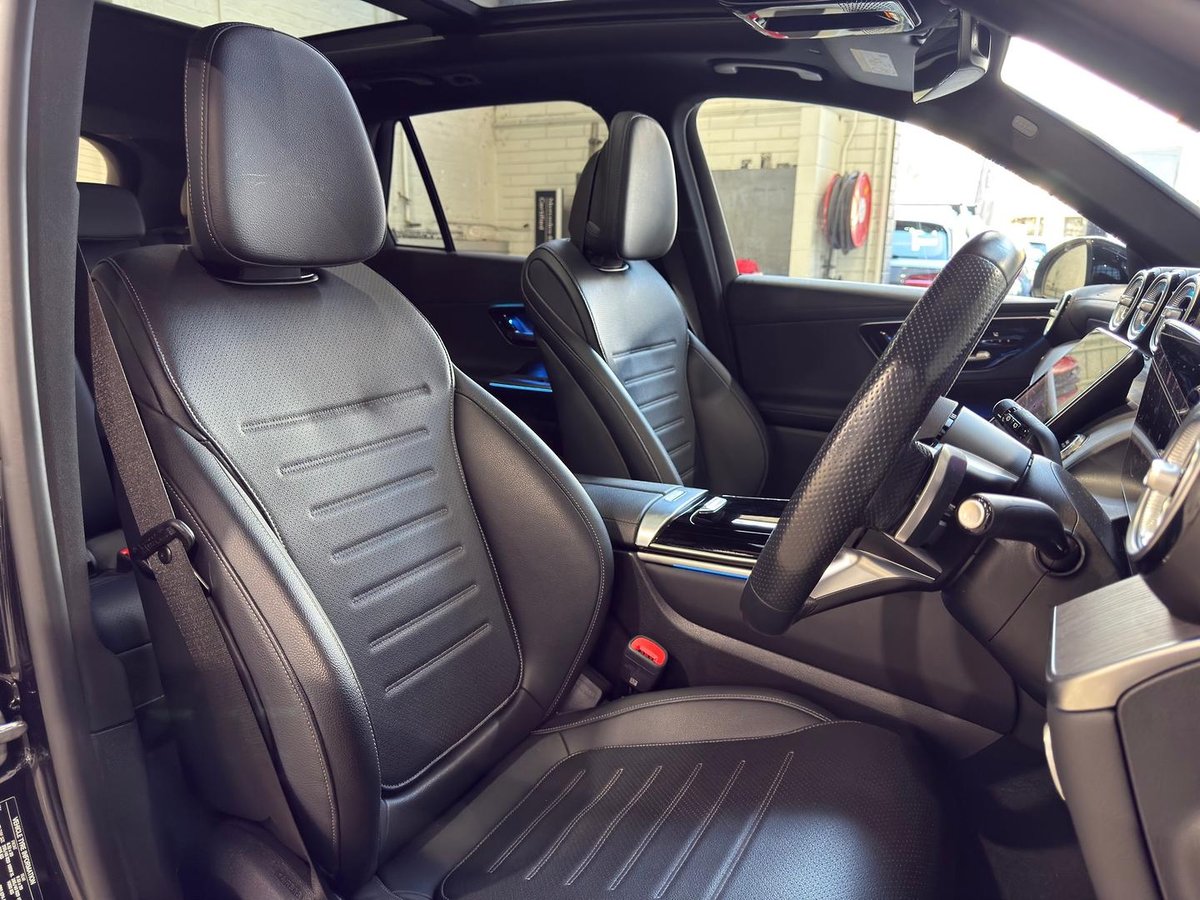 2025 Mercedes-Benz GLC-Class GLC300 X254 Four Wheel Drive image 31