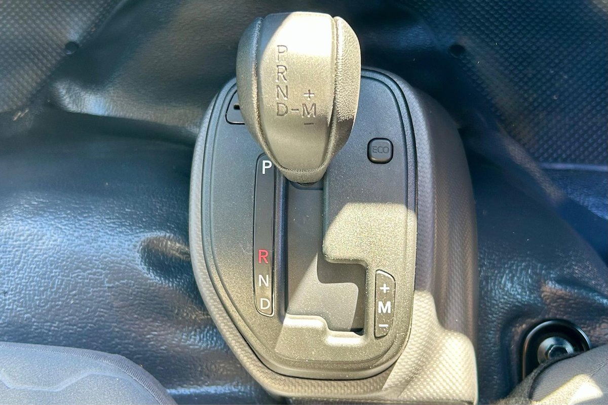 2026 Isuzu N Series NLR 45-150 DT D25 Traypack image 16