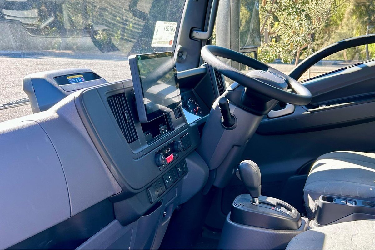 2026 Isuzu N Series NLR 45-150 DT D25 Traypack image 20