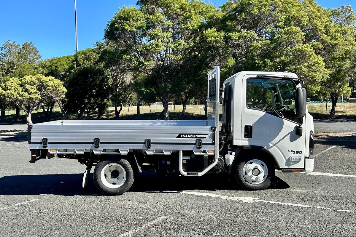 2026 Isuzu N Series NLR 45-150 DT D25 Traypack image 2