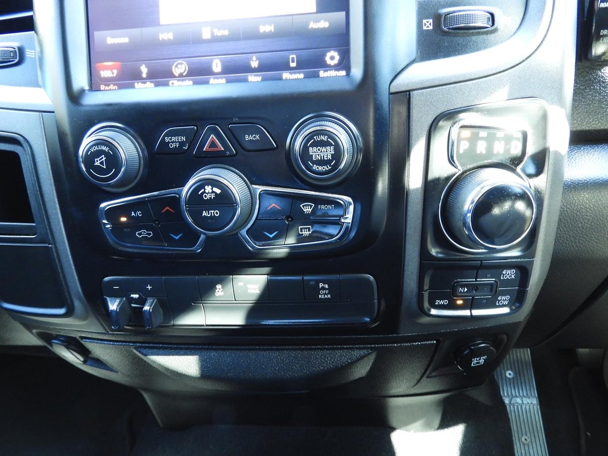 2019 Ram 1500 Express Ds My19 4x4 Dual Range image 15