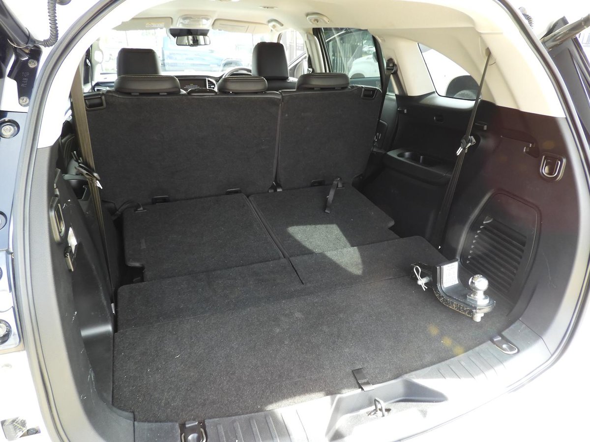 2023 Isuzu Mu-x Ls-t My23 4x4 Dual Range image 12