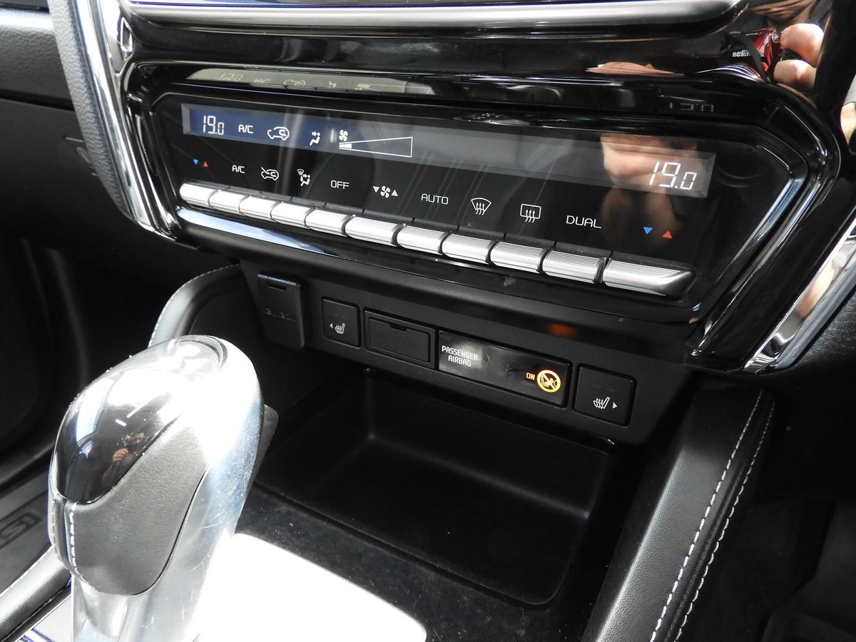 2023 Isuzu Mu-x Ls-t My23 4x4 Dual Range image 16