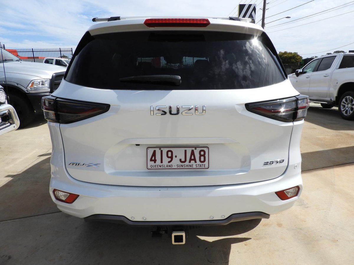 2023 Isuzu Mu-x Ls-t My23 4x4 Dual Range image 5