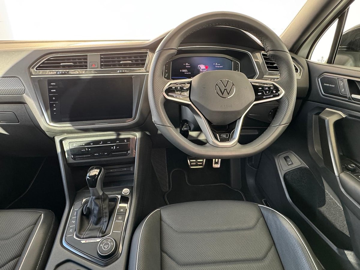 2024 Volkswagen Tiguan Wolfsburg Edition Allspace 5N MY24 Four Wheel Drive image 12