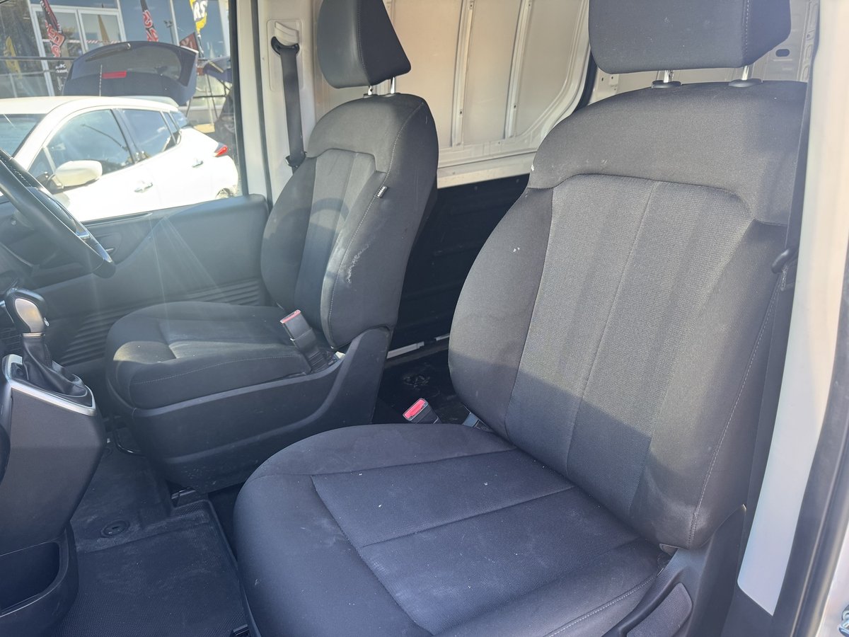 2021 Hyundai STARIA LOAD Load 2S 2.2D Liftback US4.V1 MY22 image 9