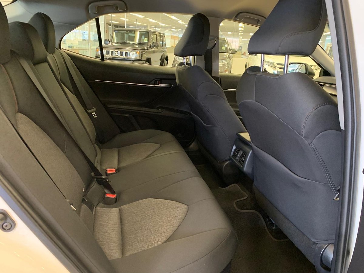 2020 Toyota Camry Ascent AXVH71R image 12