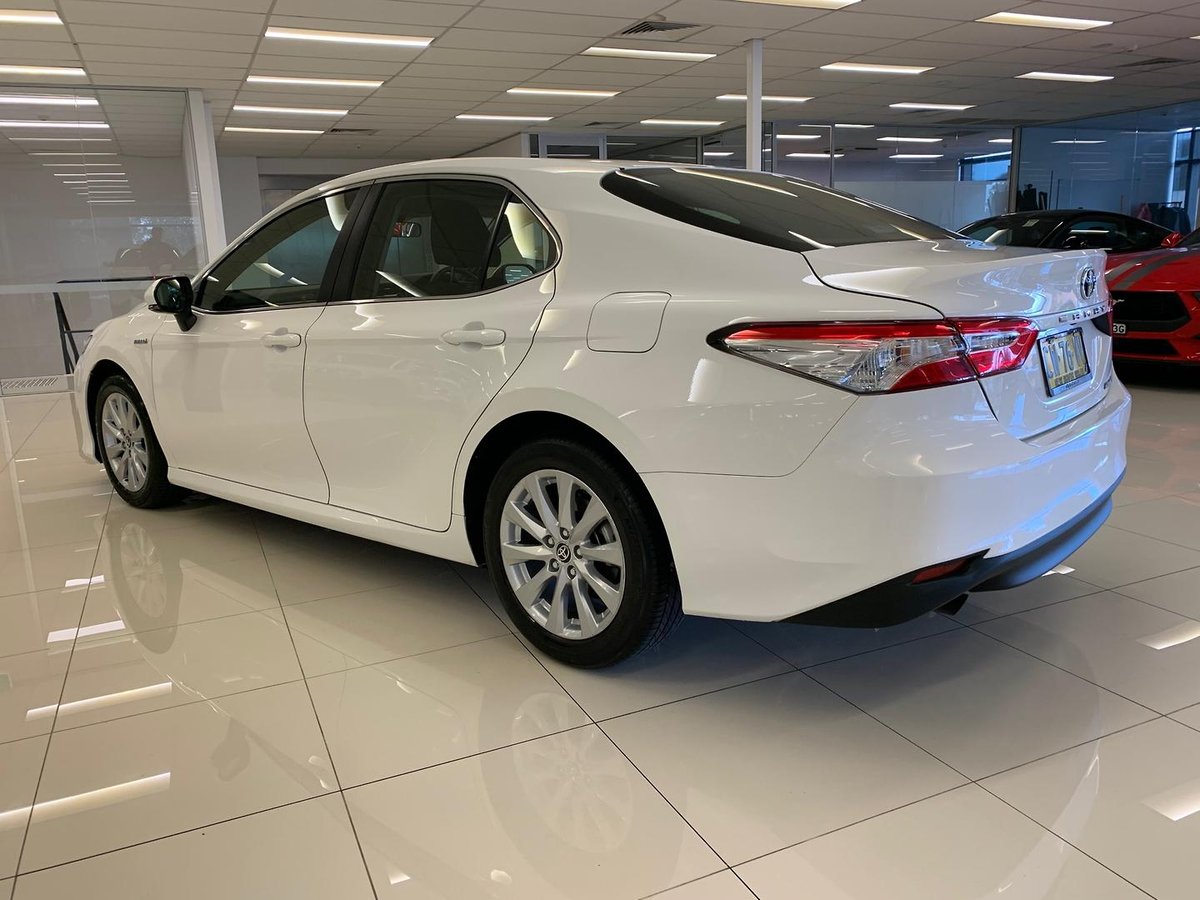 2020 Toyota Camry Ascent AXVH71R image 4