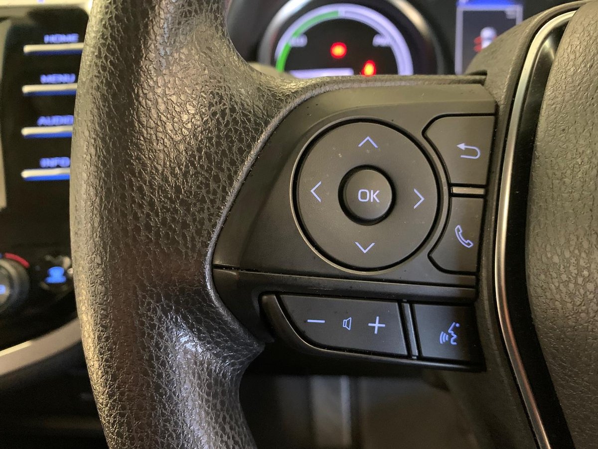 2020 Toyota Camry Ascent AXVH71R image 17