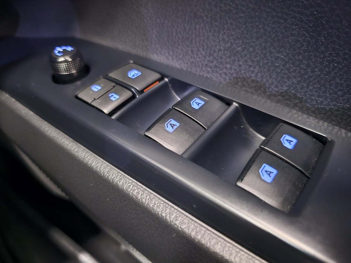 2020 Toyota Camry Ascent AXVH71R image 23