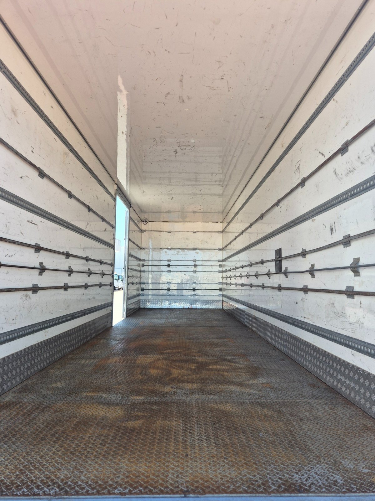 2018 Ud Pk16 280 Auto 50cm Van And Lift image 25