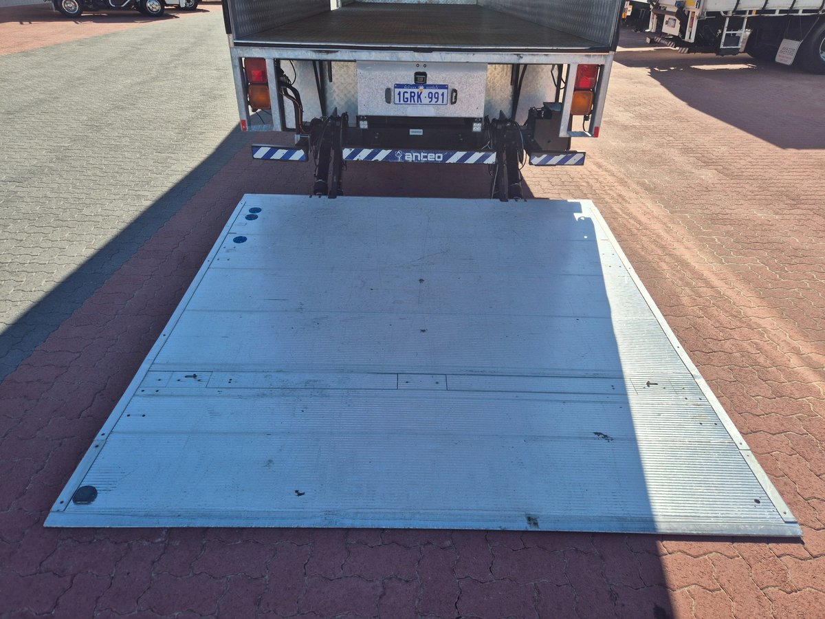 2018 Ud Pk16 280 Auto 50cm Van And Lift image 31