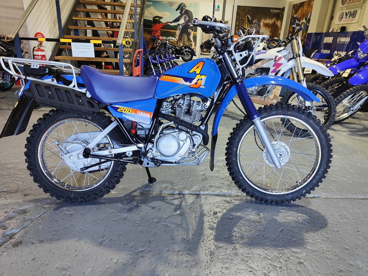 2026 YAMAHA AG200 FARM BLUE